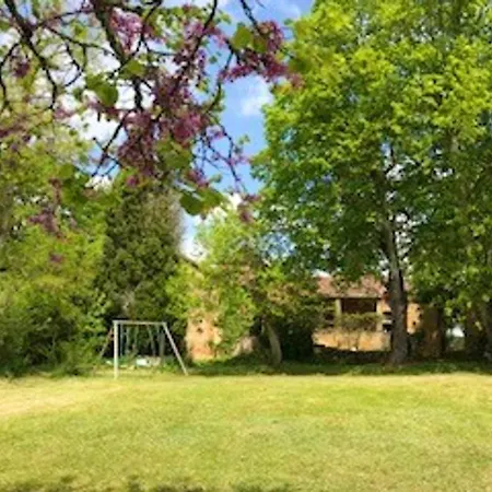 Spacieuse Avec Piscine Privee A Sur Briolance Blanquefort-sur-Briolance